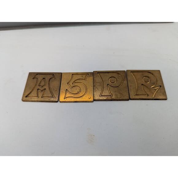 Gravograph Miscellaneous BRASS funky letters Typeset Printer 1 1/4" tall 2.4 LBS - Picture 2 of 8